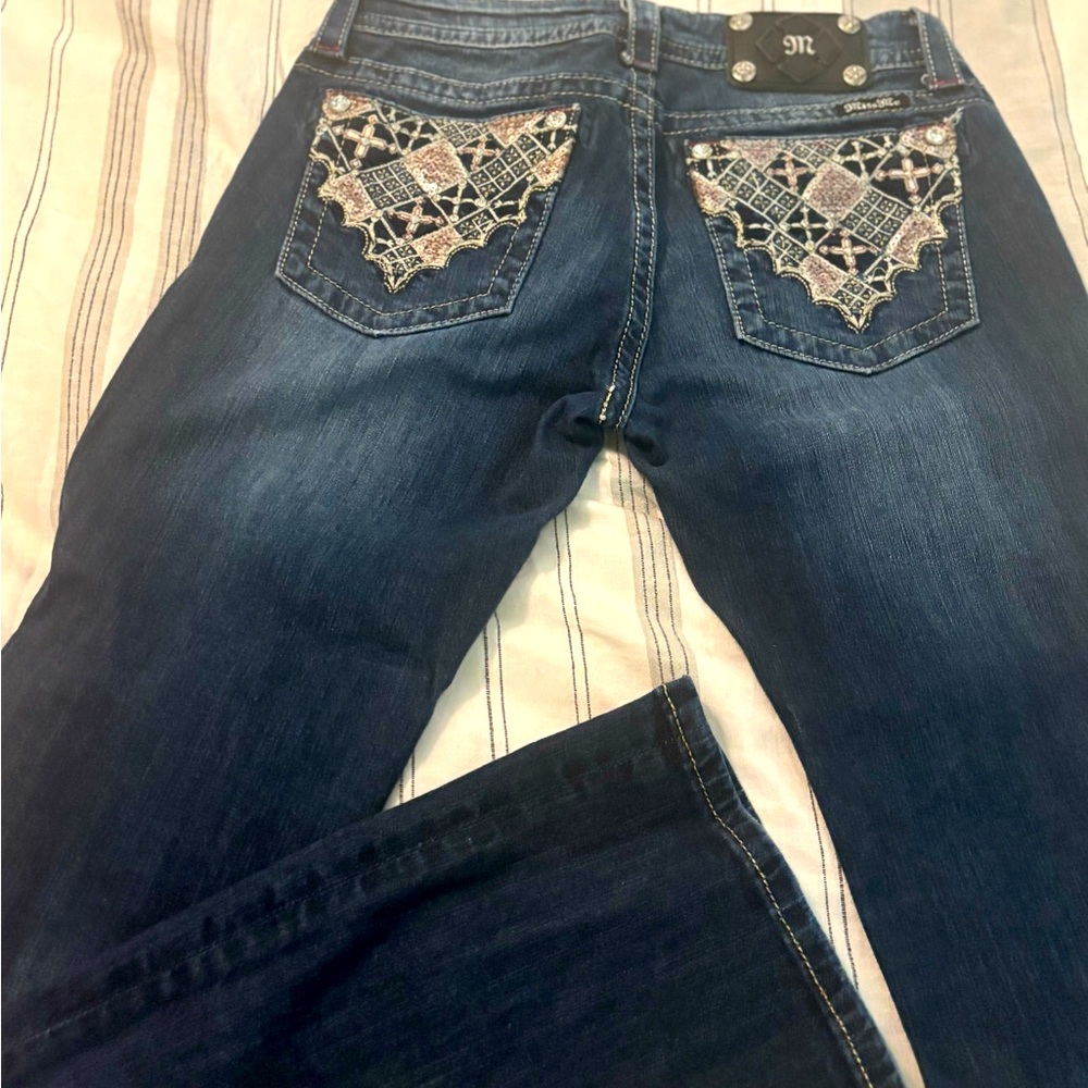 Miss Me Dark Wash Studded and Embroidered JP5906B2 Bootcut Blue Jeans Size 29